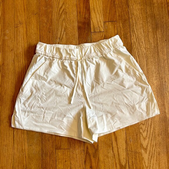 Lululemon Cinchable Waist High Rise Woven Short 3.5" Size Medium - Picture 9 of 15